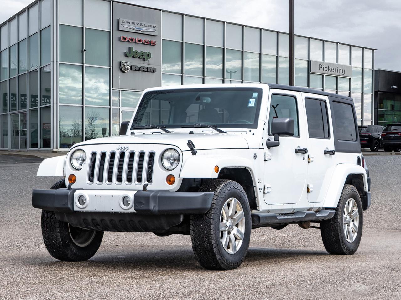 2016 Jeep Wrangler 4WD 4DR SAHARA Photo