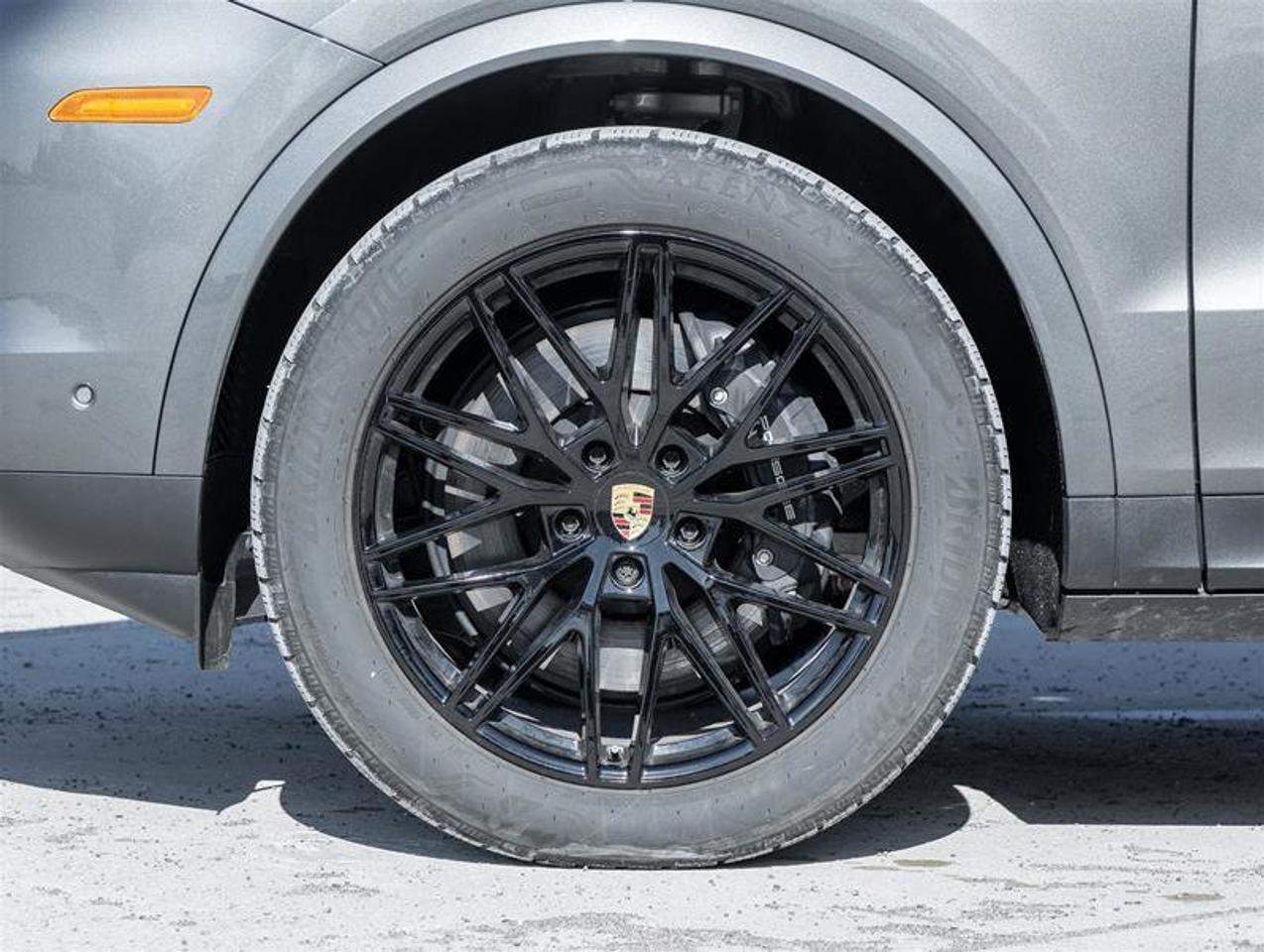 2024 Porsche Cayenne Coupe AWD CPO Premium Pkg Plus 21 RS Spyder Design Photo