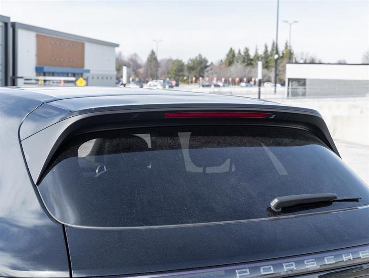 2023 Porsche Cayenne Platinum Edition AWD Premium Pkg Plus Seat Belts i Photo