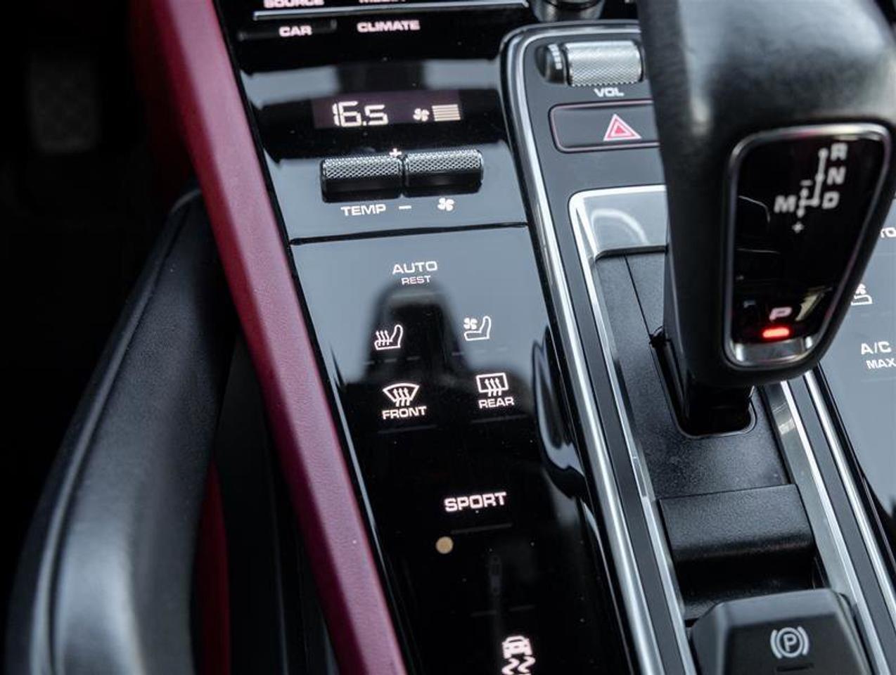 2023 Porsche Cayenne Platinum Edition AWD Premium Pkg Plus Seat Belts i Photo