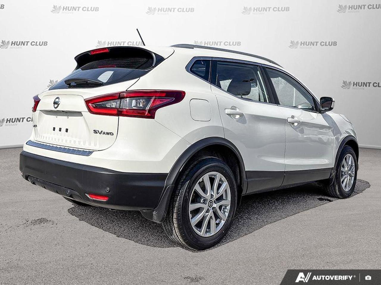 2022 Nissan Qashqai SV AWD   Heated Seats   Apple Car Play Photo