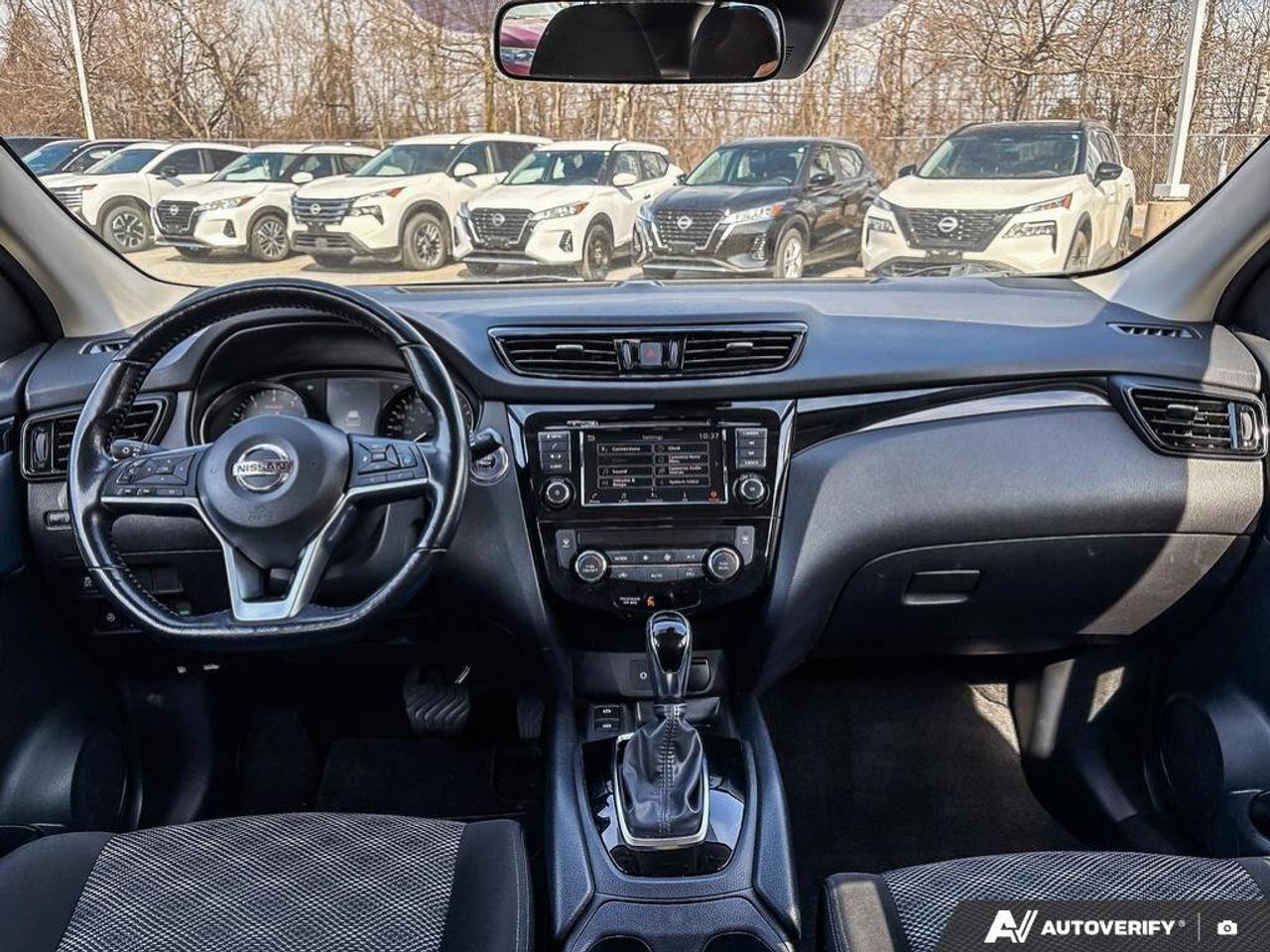 2022 Nissan Qashqai SV AWD   Heated Seats   Apple Car Play Photo