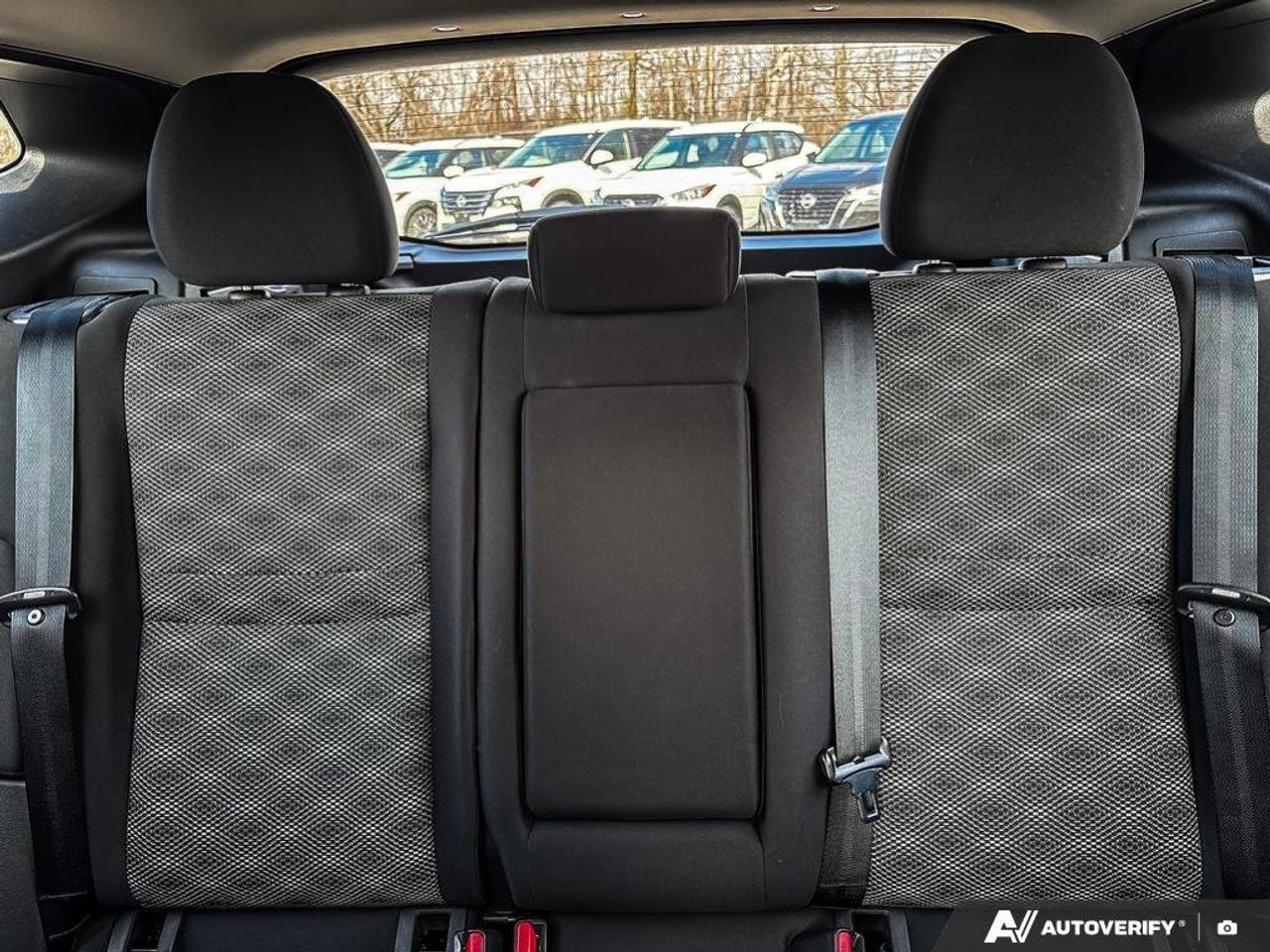 2022 Nissan Qashqai SV AWD   Heated Seats   Apple Car Play Photo