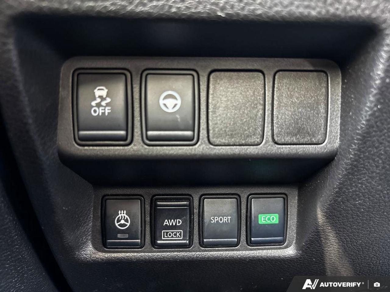 2022 Nissan Qashqai SV AWD   Heated Seats   Apple Car Play Photo