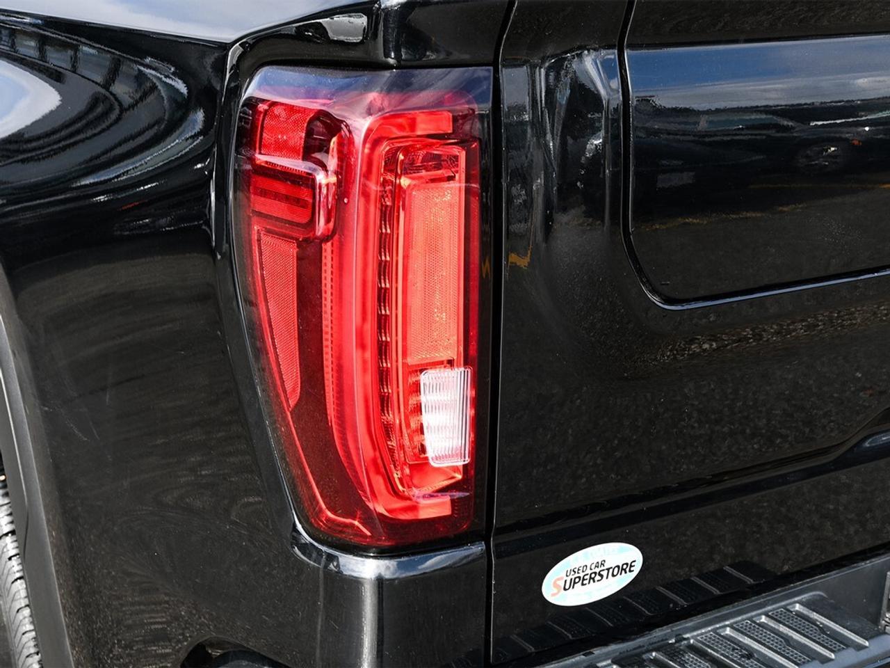 2020 GMC Sierra 1500 Denali Crew Cab 4x4 ~Nav ~Leather ~Sunroof ~Camera Photo