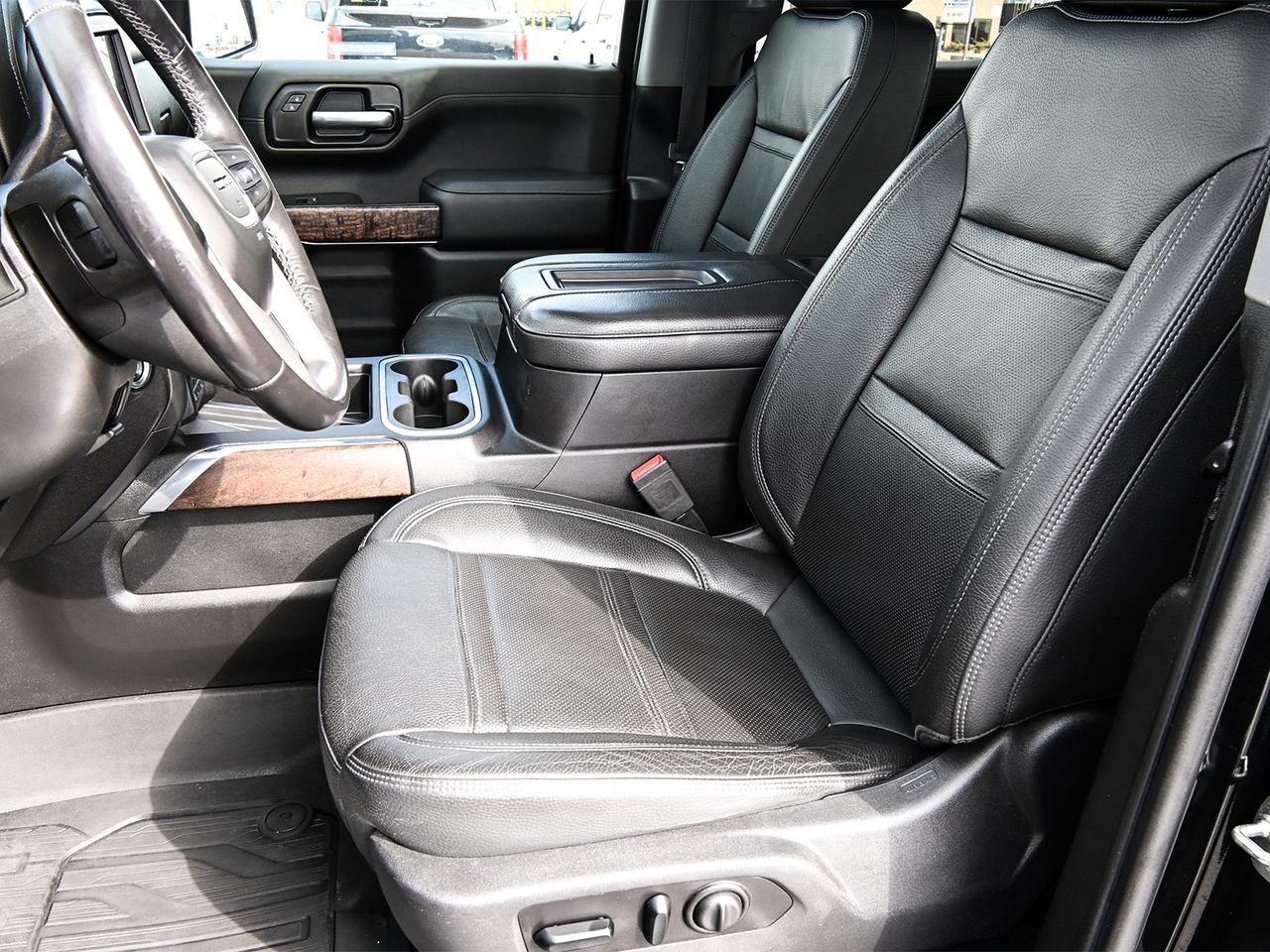 2020 GMC Sierra 1500 Denali Crew Cab 4x4 ~Nav ~Leather ~Sunroof ~Camera Photo