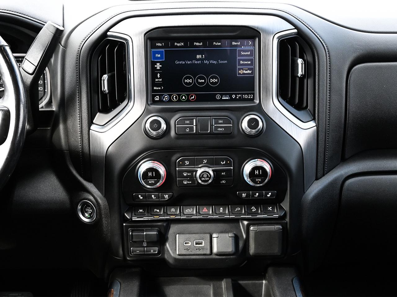 2020 GMC Sierra 1500 Denali Crew Cab 4x4 ~Nav ~Leather ~Sunroof ~Camera Photo