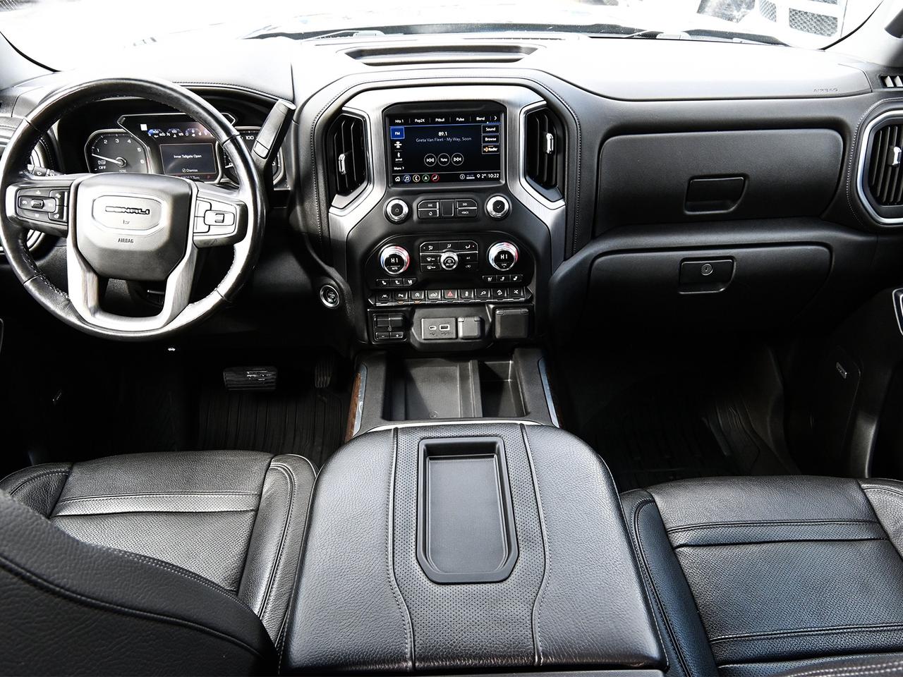 2020 GMC Sierra 1500 Denali Crew Cab 4x4 ~Nav ~Leather ~Sunroof ~Camera Photo