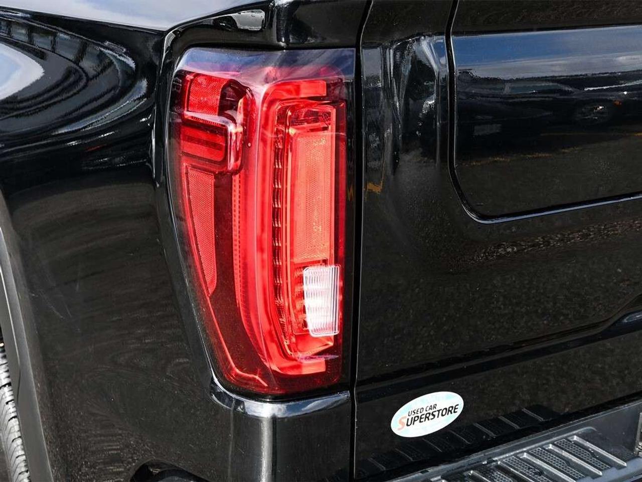 2020 GMC Sierra 1500 Denali Crew Cab 4x4 ~Nav ~Leather ~Sunroof ~Camera Photo