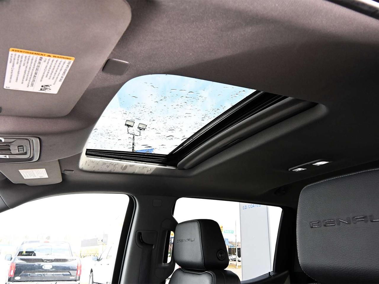 2020 GMC Sierra 1500 Denali Crew Cab 4x4 ~Nav ~Leather ~Sunroof ~Camera Photo