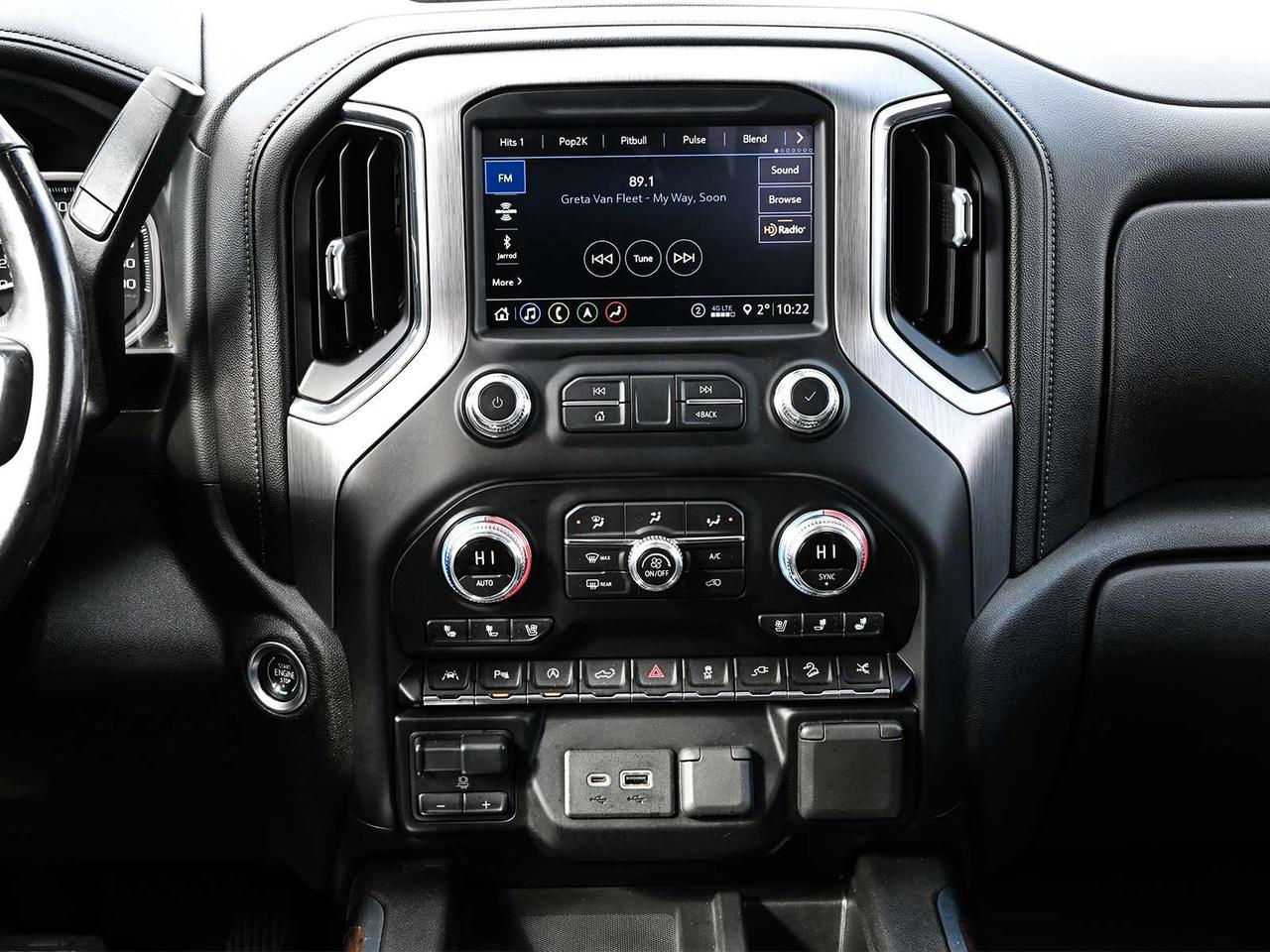 2020 GMC Sierra 1500 Denali Crew Cab 4x4 ~Nav ~Leather ~Sunroof ~Camera Photo