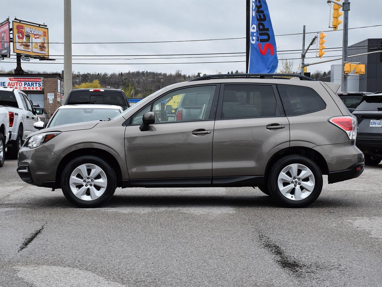 2017 Subaru Forester Premium AWD ~Heated Seats ~Bluetooth ~Camera Photo4