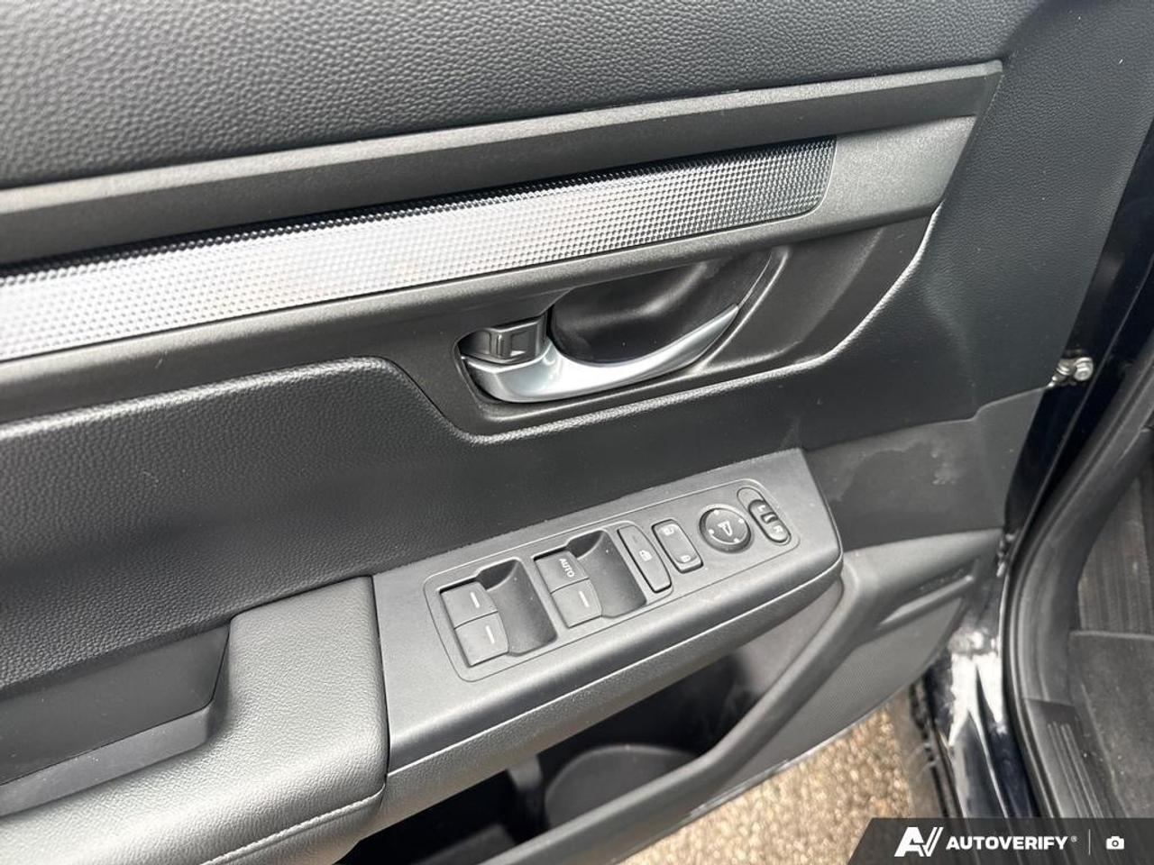 2023 Honda CR-V LX BACKUP CAM   HEATED SEATS   LANE ASSIST   REMOT Photo