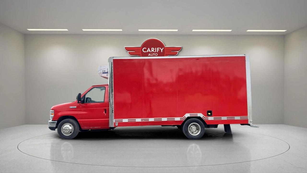 2019 Ford E-450 DRW 176 WB - REEFER/REFRIGERATED Photo