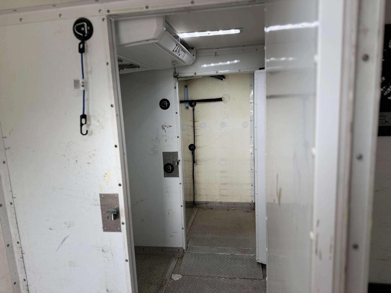 2019 Ford E-450 DRW 176 WB - REEFER/REFRIGERATED Photo