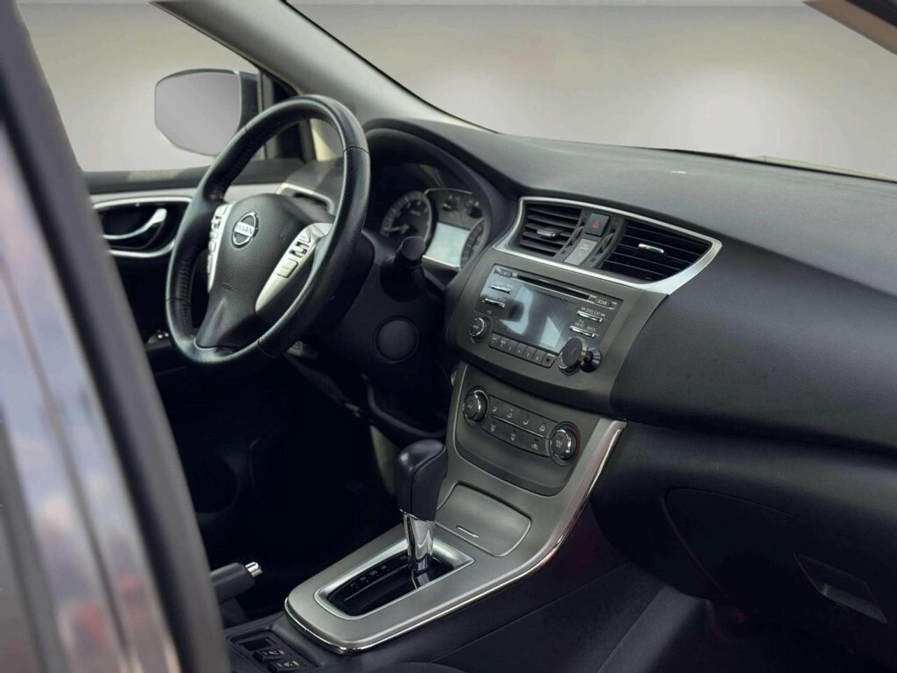 2013 Nissan Sentra SV 4dr Sedan CVT Photo