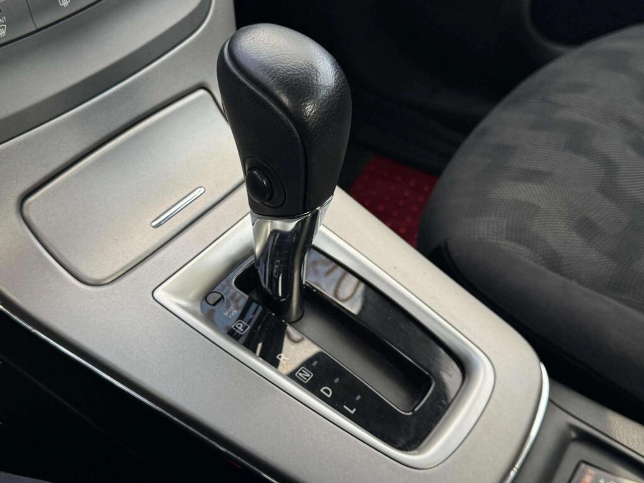 2013 Nissan Sentra SV 4dr Sedan CVT Photo