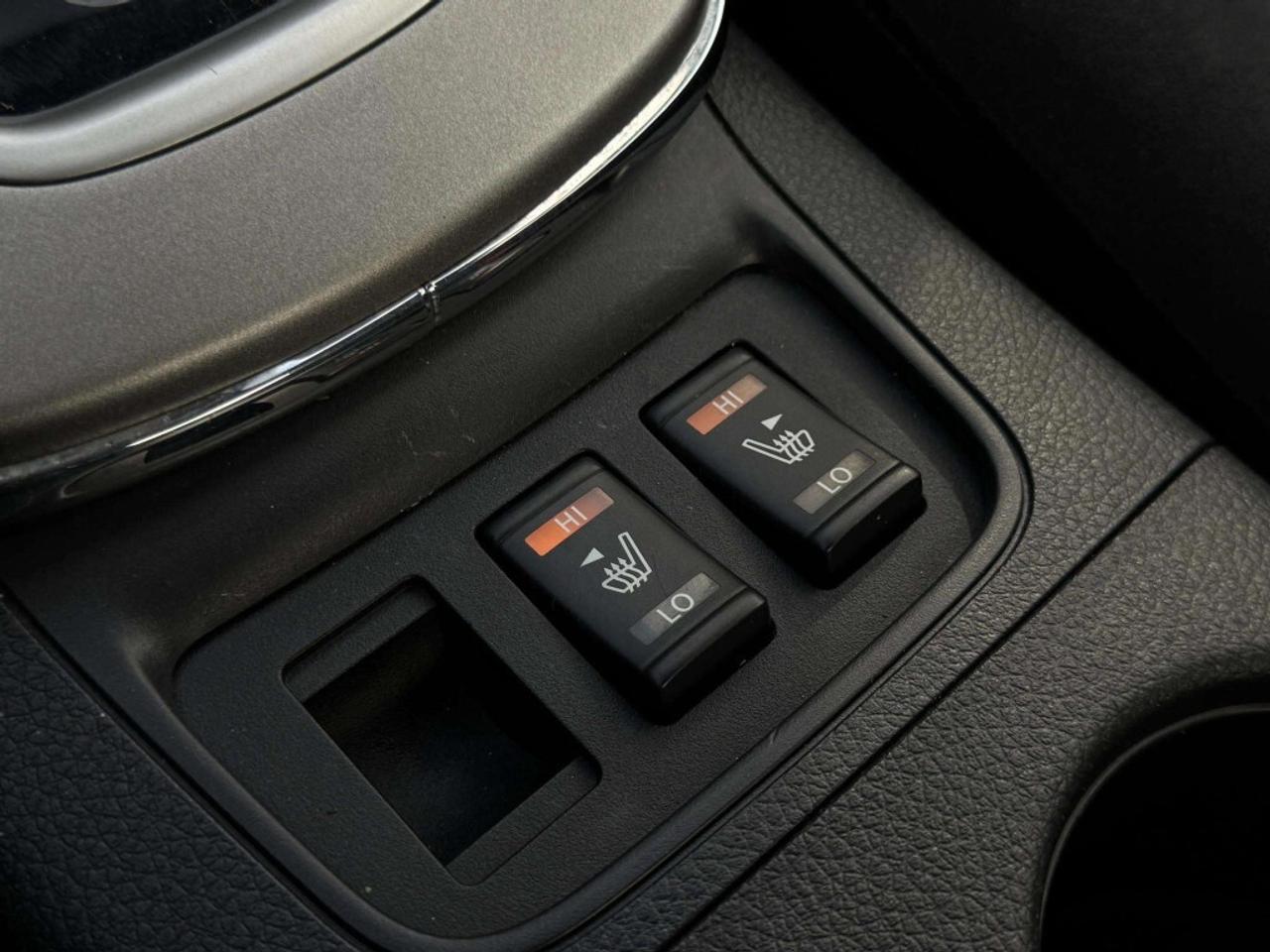 2013 Nissan Sentra SV 4dr Sedan CVT Photo