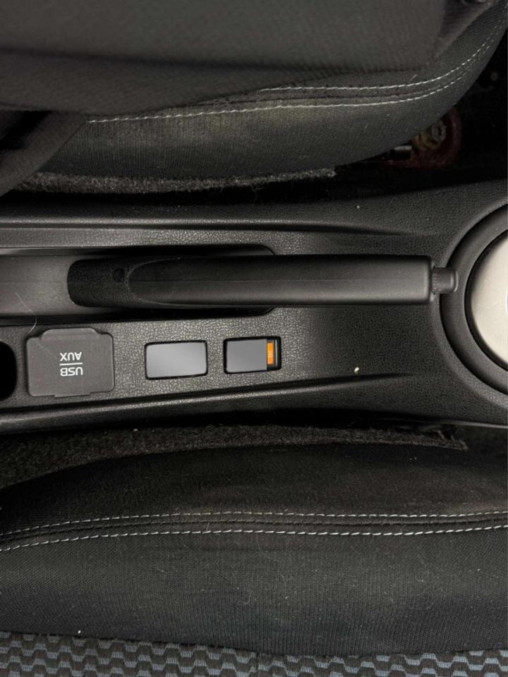 2016 Nissan Versa Note SL 5dr Hatchback Photo