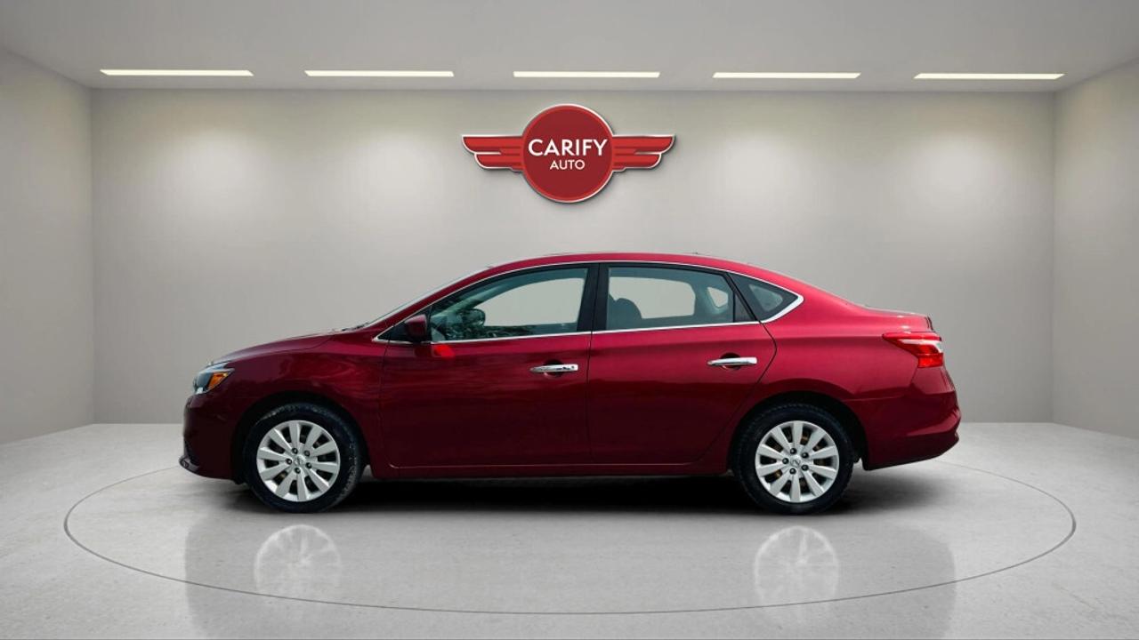 2019 Nissan Sentra SV Photo3