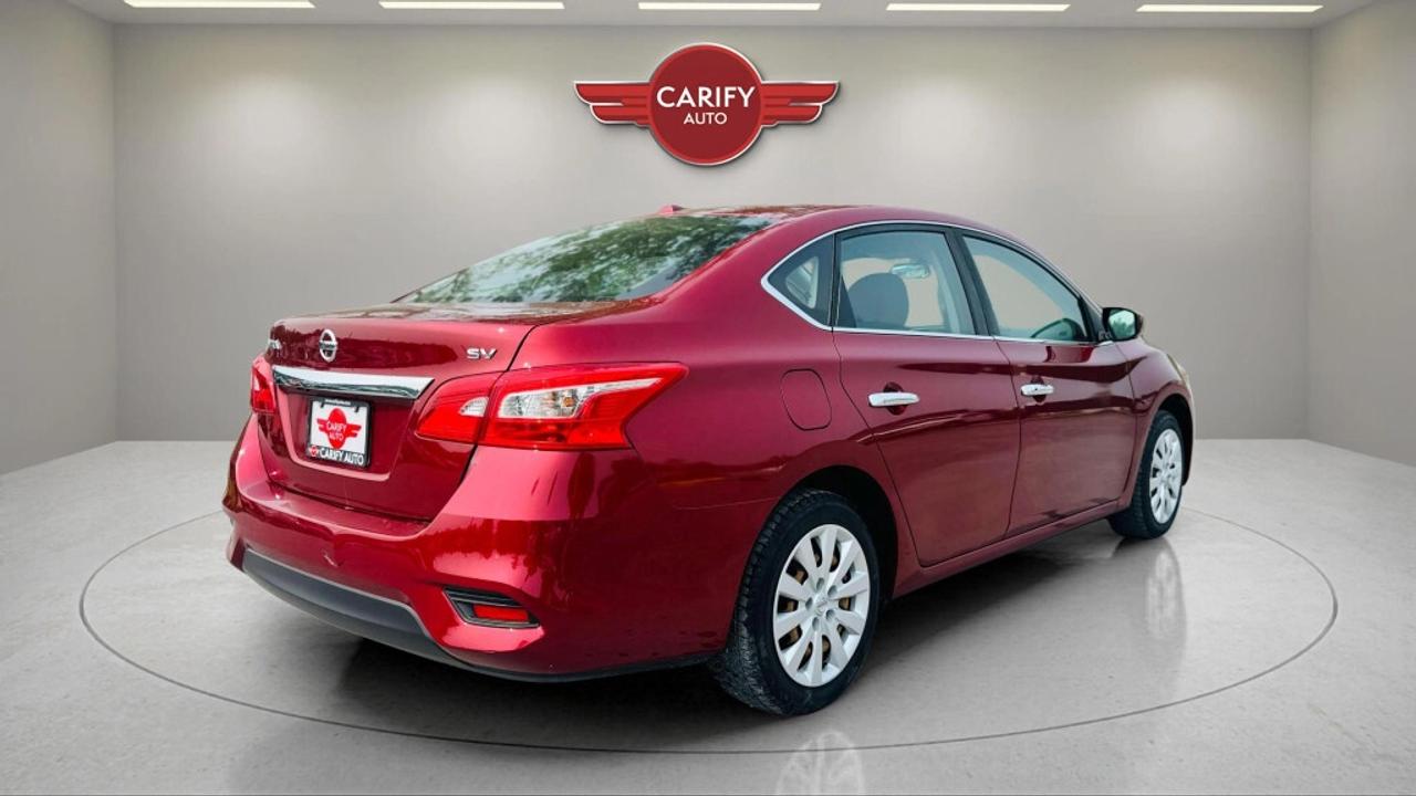 2019 Nissan Sentra SV Photo