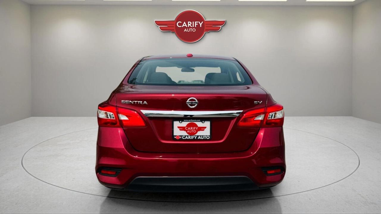 2019 Nissan Sentra SV Photo