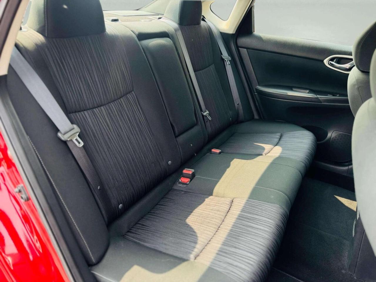 2019 Nissan Sentra SV Photo