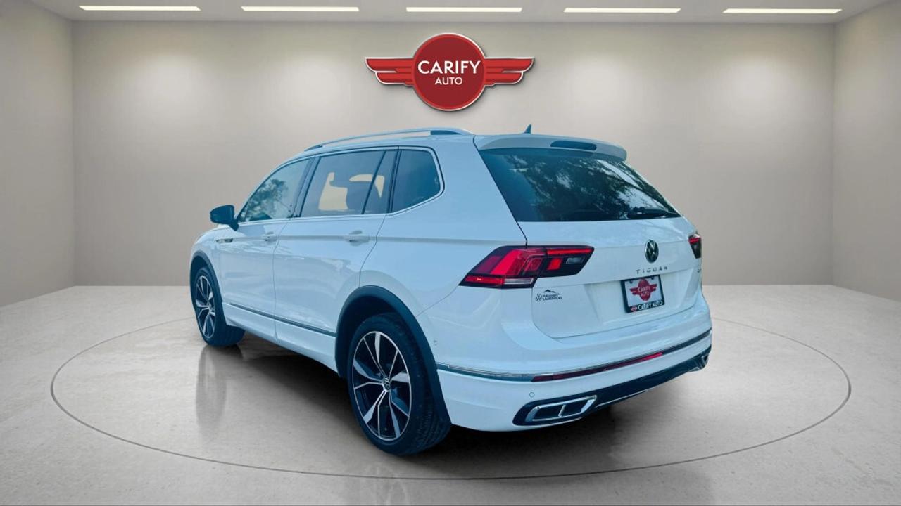 2022 Volkswagen Tiguan HIGHLINE R-LINE 4MOTION Photo
