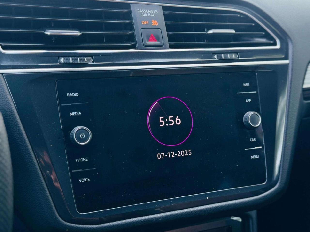 2022 Volkswagen Tiguan HIGHLINE R-LINE 4MOTION Photo