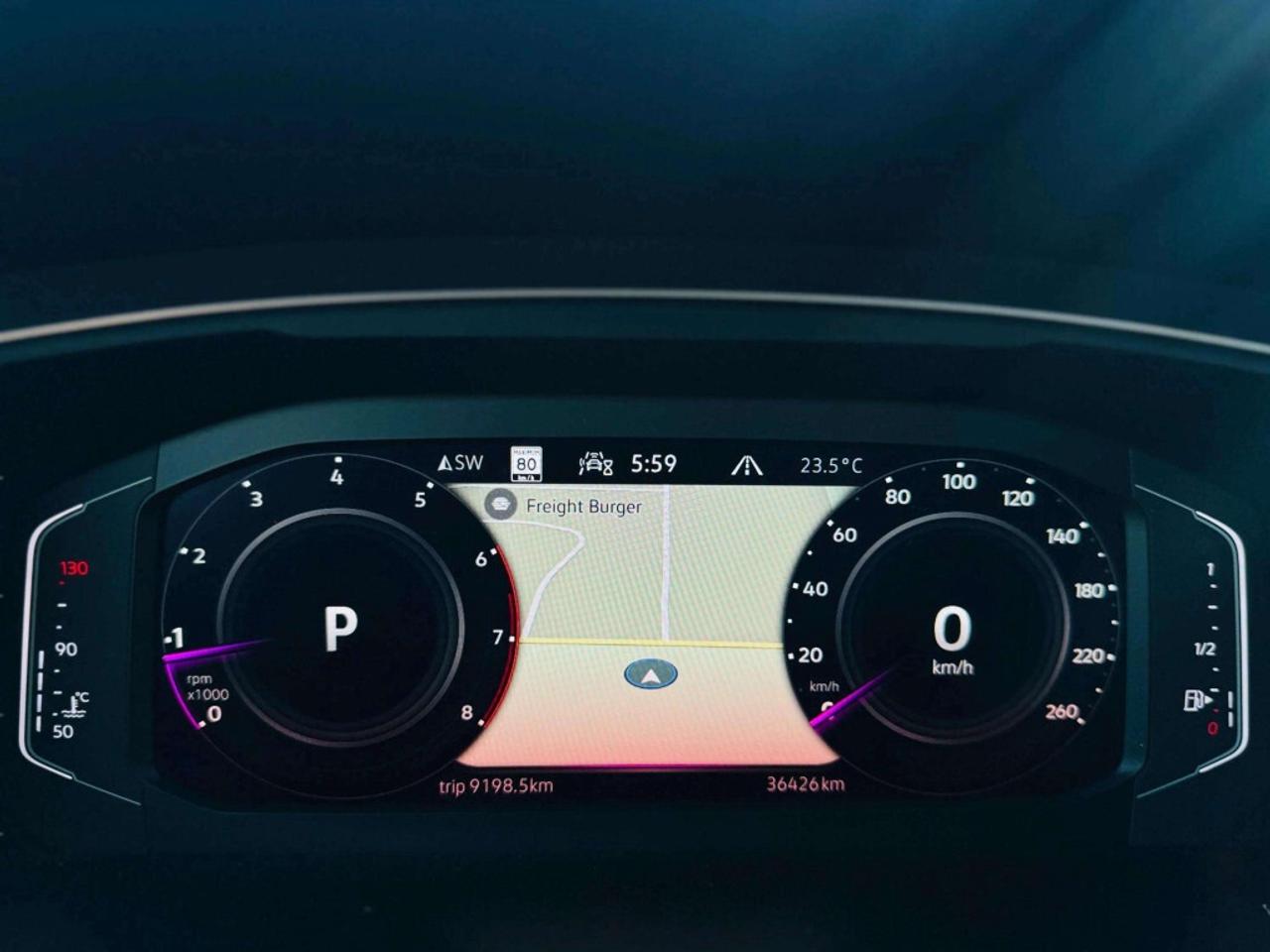 2022 Volkswagen Tiguan HIGHLINE R-LINE 4MOTION Photo