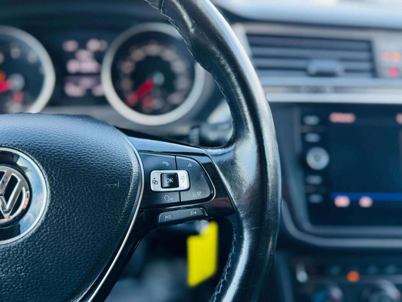 2018 Volkswagen Tiguan Trendline 4Motion Photo