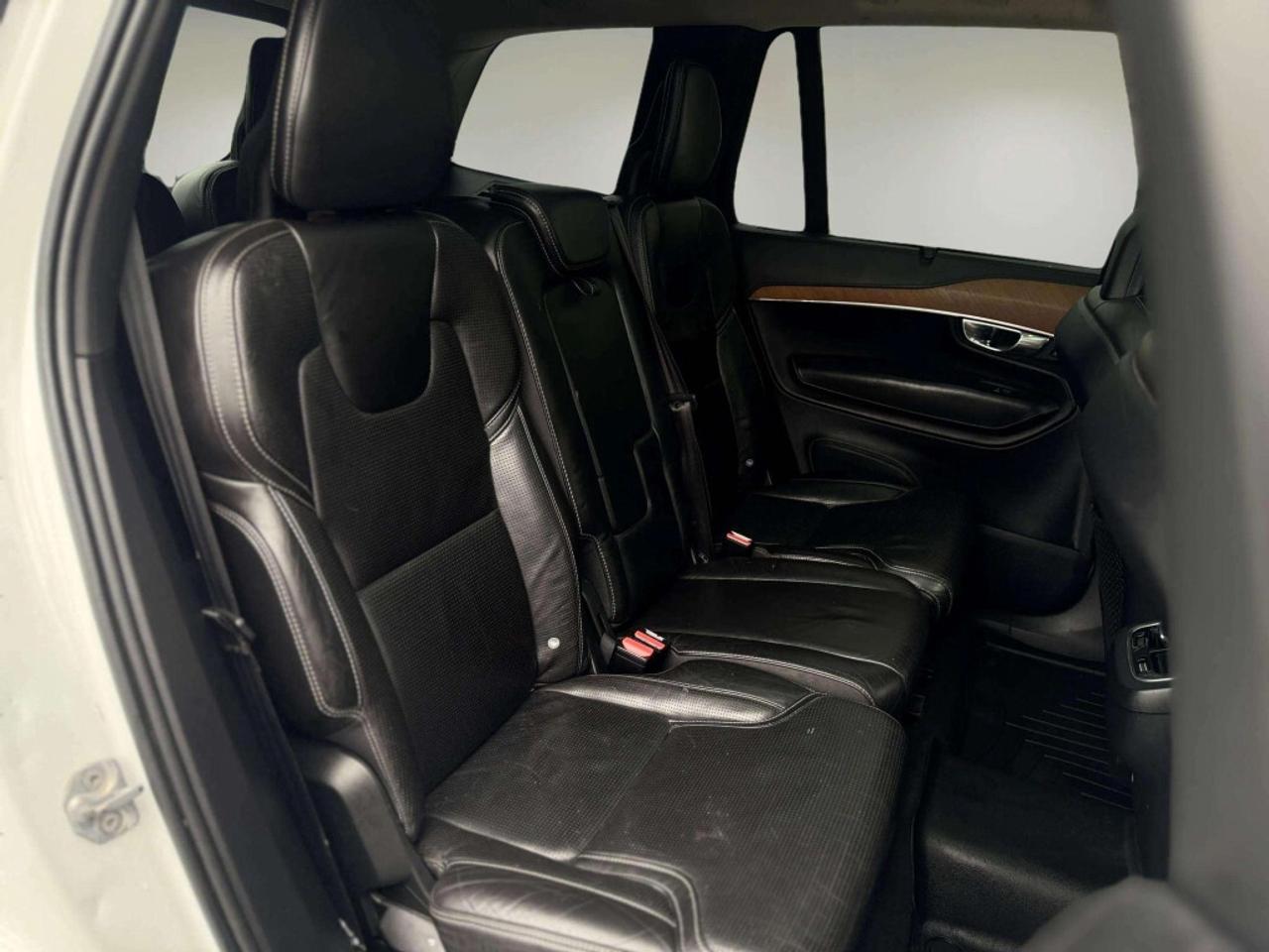 2016 Volvo XC90 T6 Inscription Photo