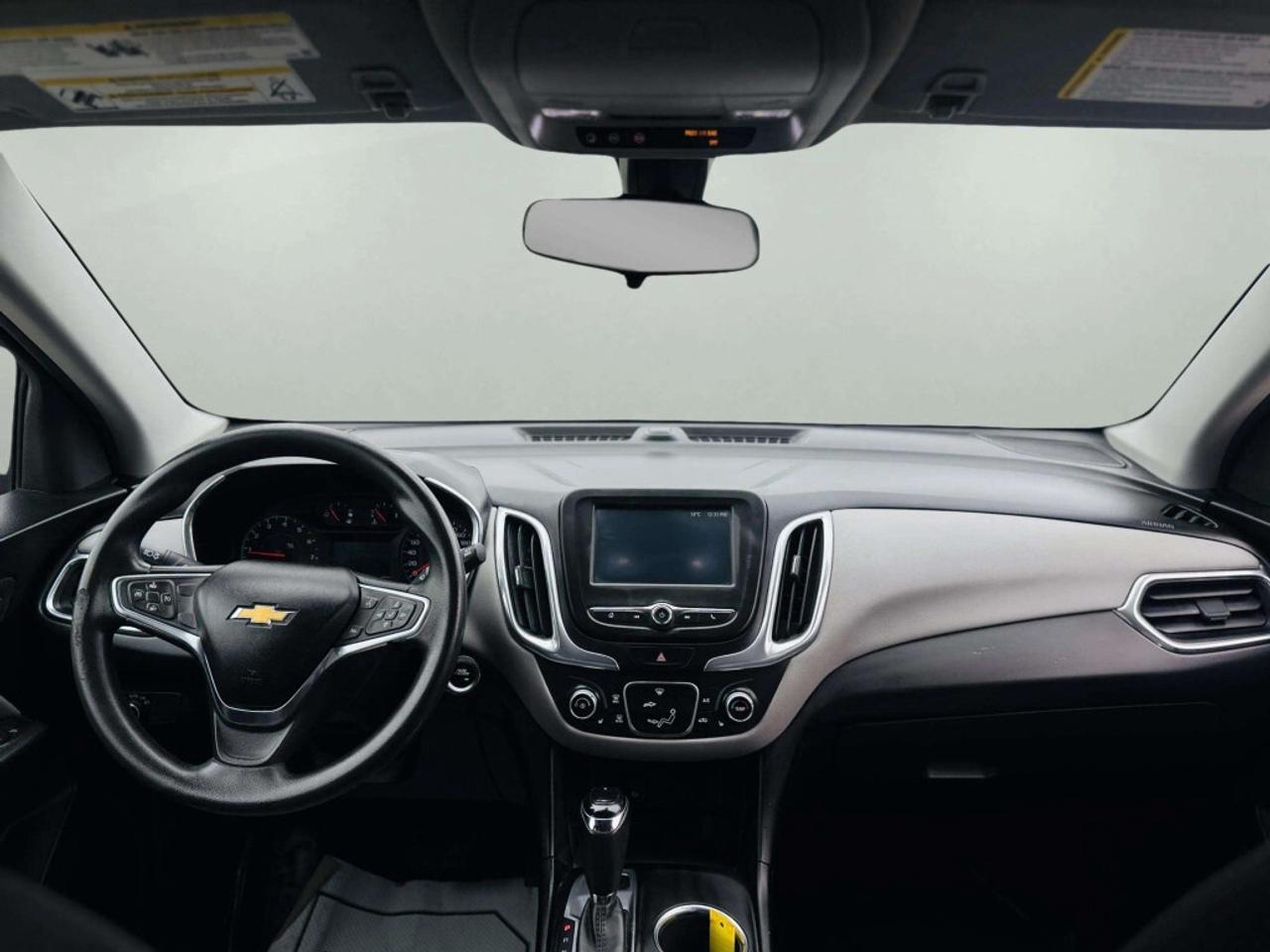 2018 Chevrolet Equinox AWD LT Photo