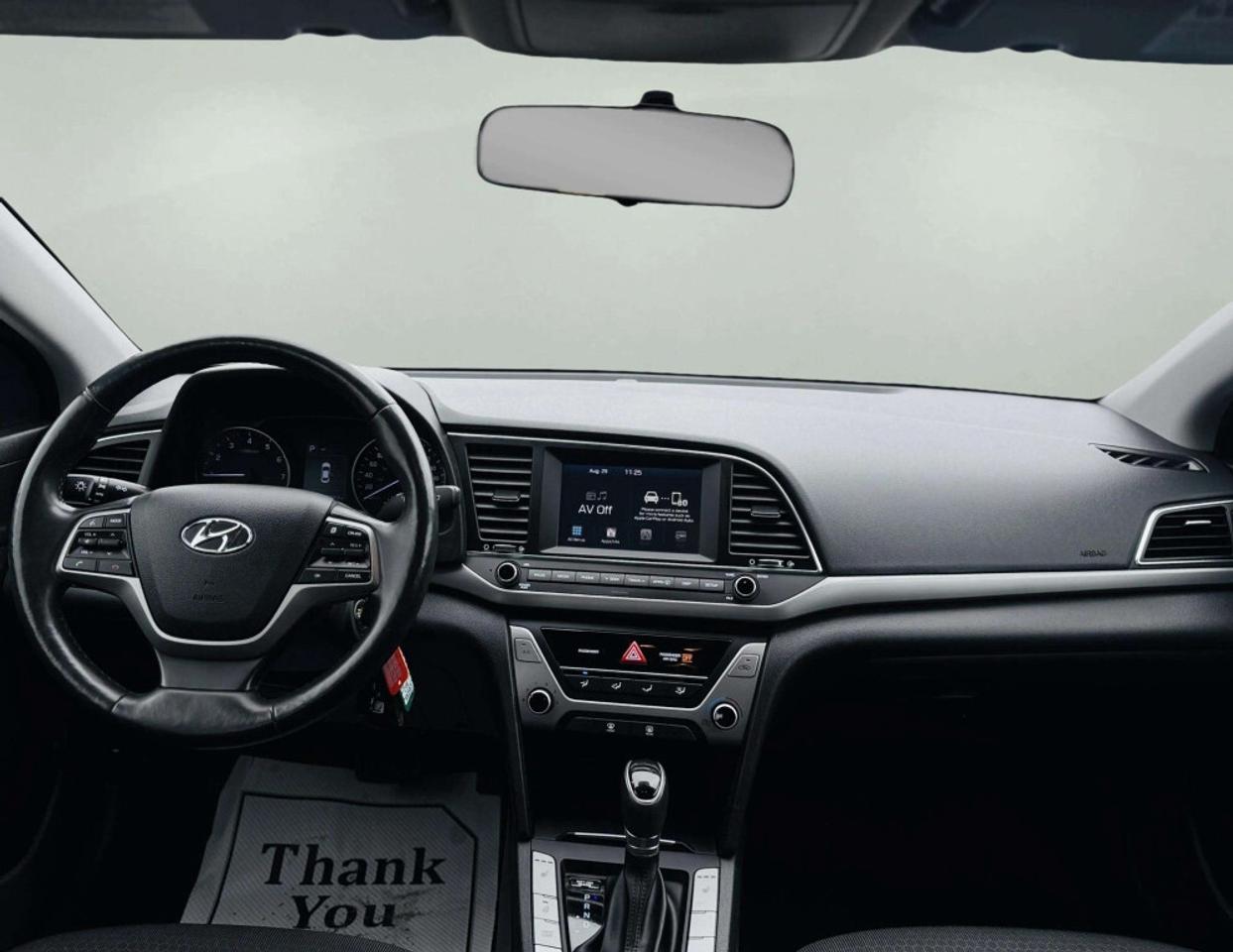 2017 Hyundai Elantra Sedan Automatic GL- ONLY 28K KILOMETRES! Photo