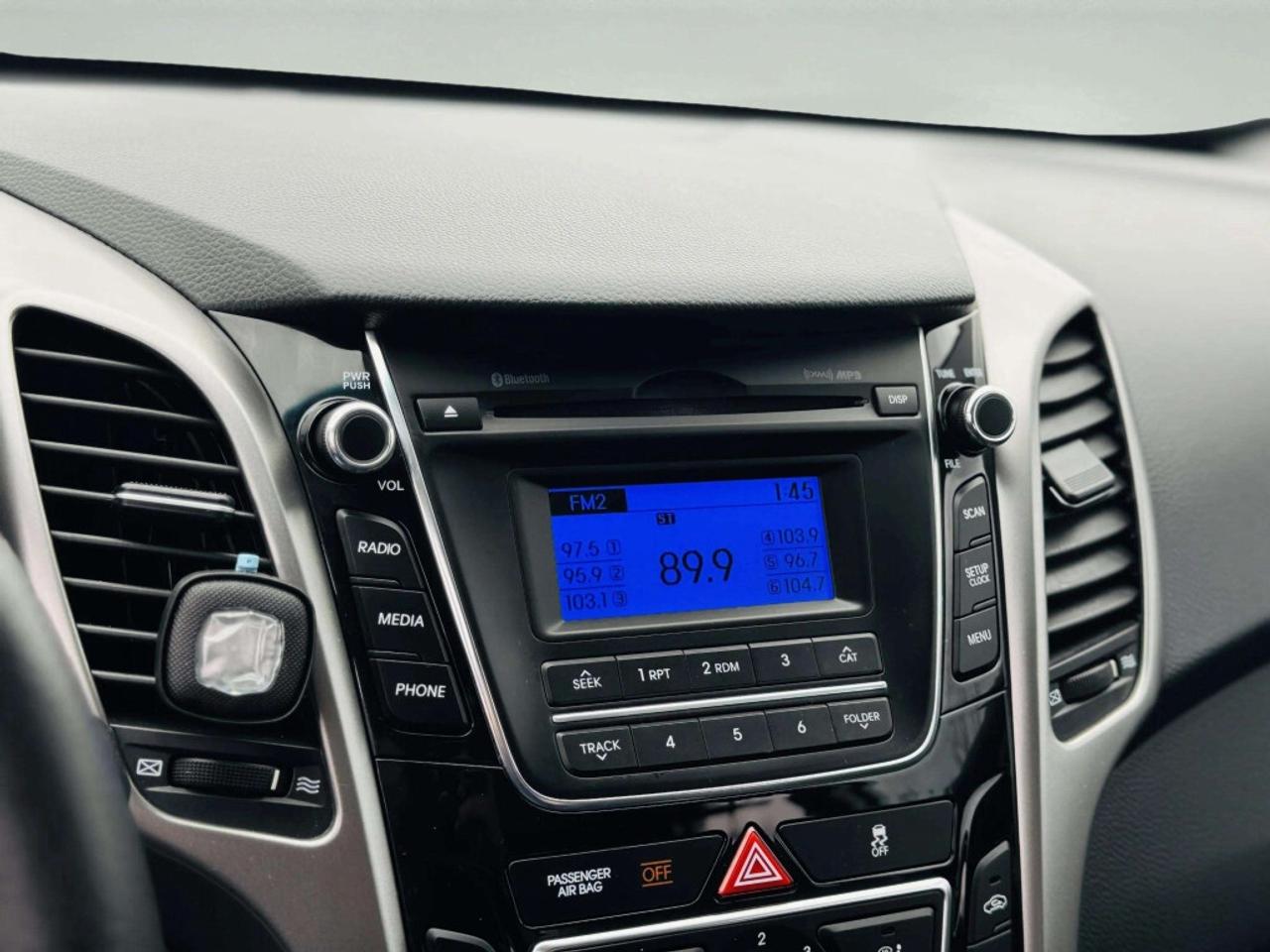 2017 Hyundai Elantra GT Automatic SE Photo