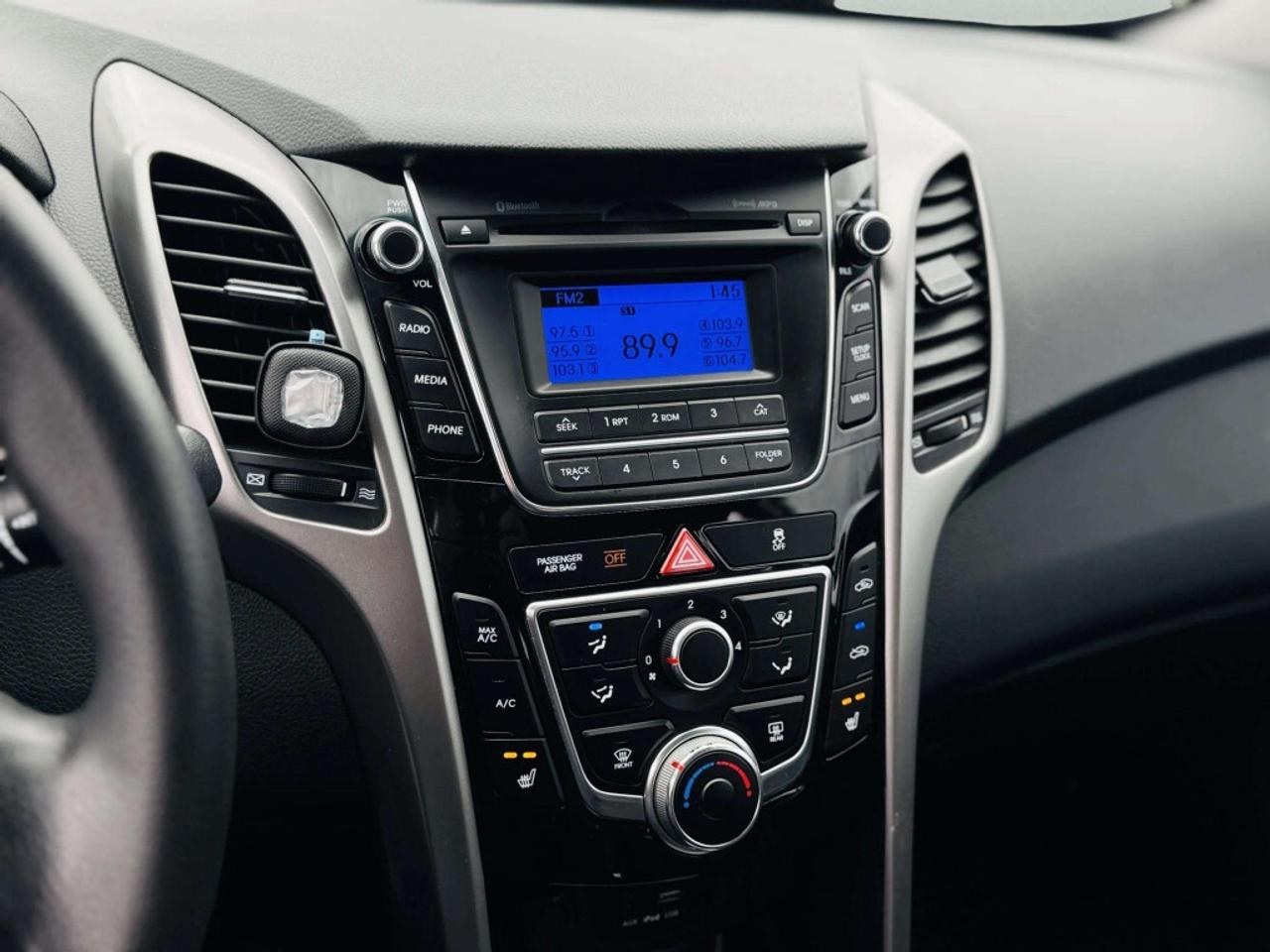 2017 Hyundai Elantra GT Automatic SE Photo