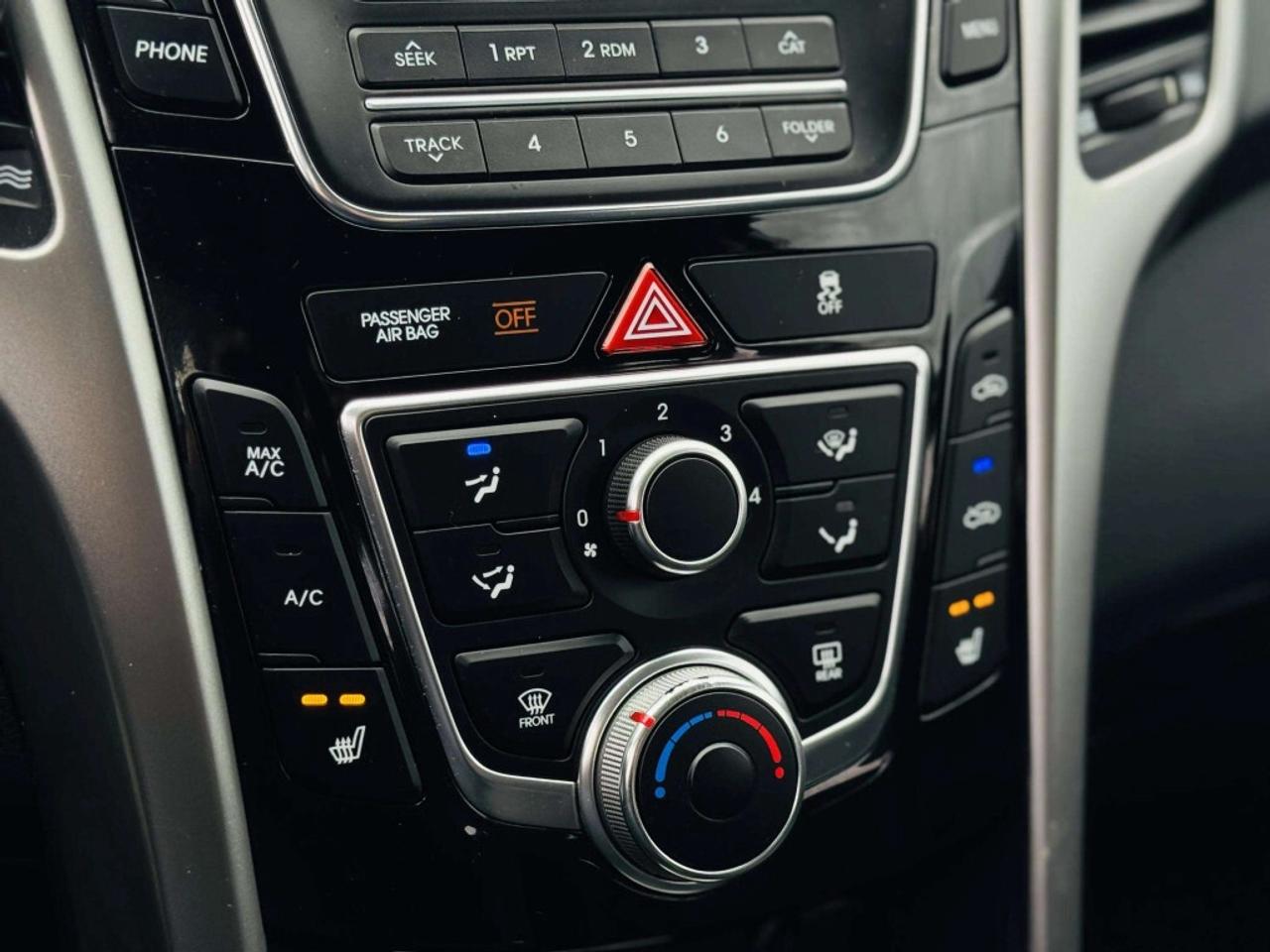 2017 Hyundai Elantra GT Automatic SE Photo