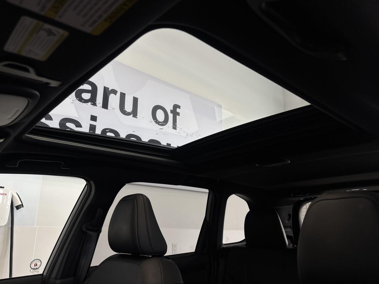 2025 Subaru Forester LIMITED   CLEAN CARFAX   1 OWNER   NAVI   LEATHER Photo