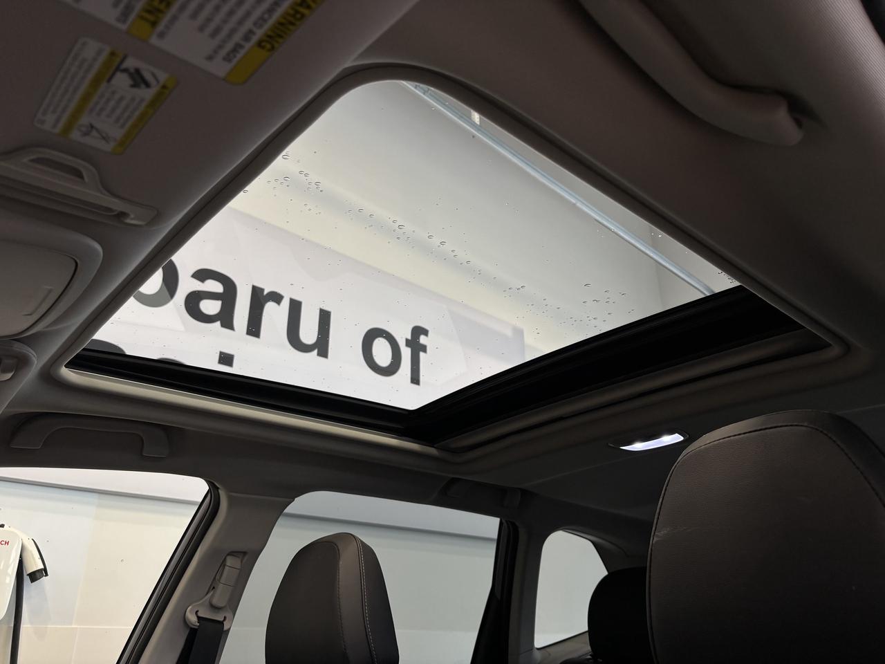 2022 Subaru Forester LIMITED   1 OWNER CLEAN CARFAX   LOW KM  2SETS RIM Photo