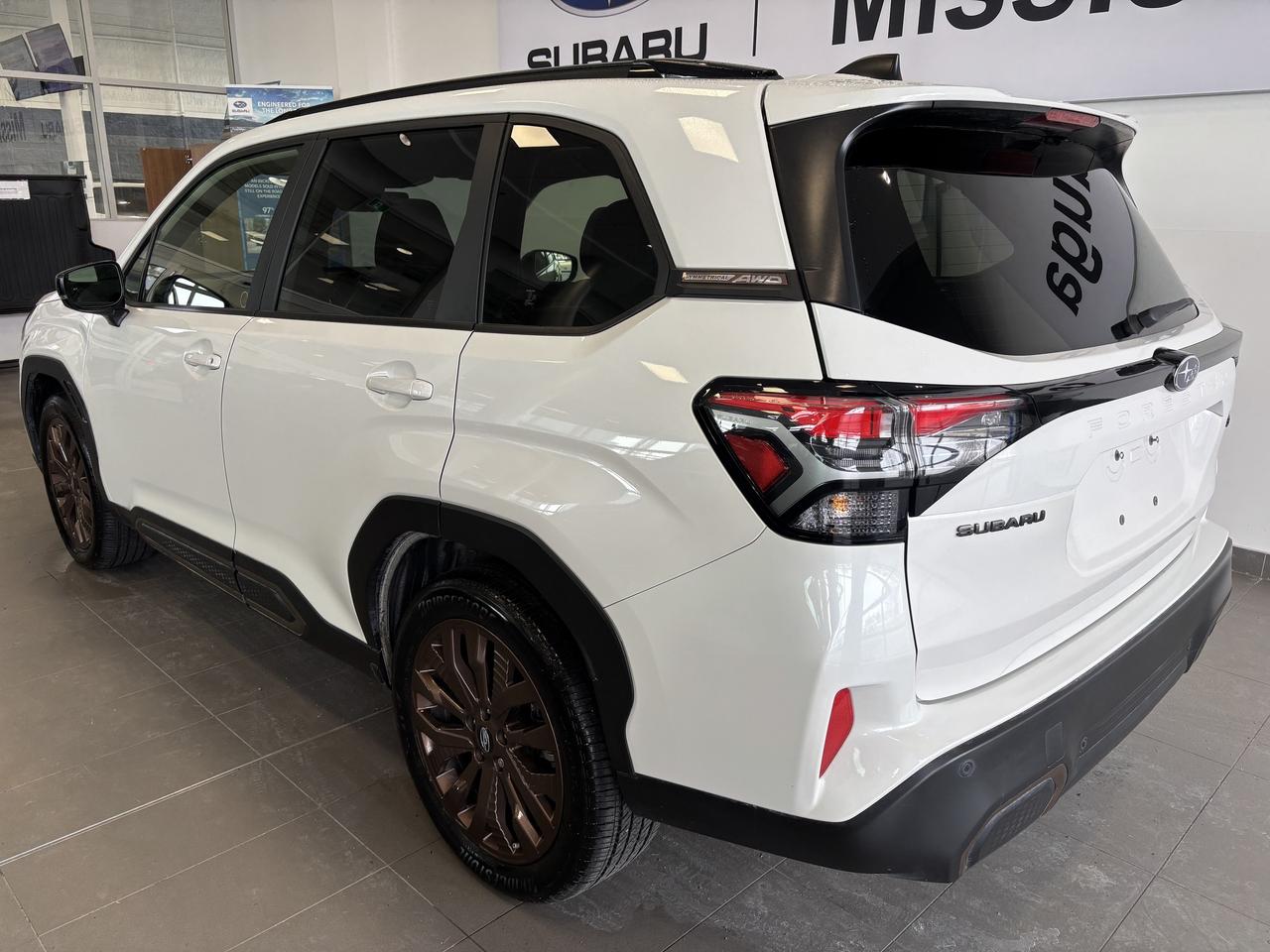 2025 Subaru Forester SPORT   1 OWNER   CLEAN CARFAX   PANO ROOF  CAMERA Photo