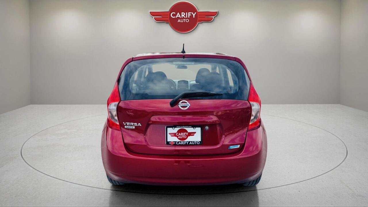 2015 Nissan Versa Note Auto 1.6 S Photo
