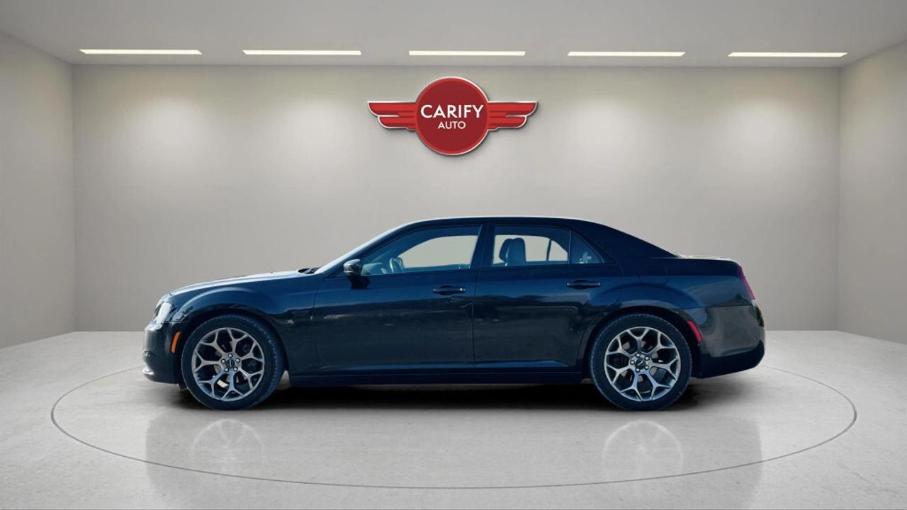 2015 Chrysler 300 S Photo