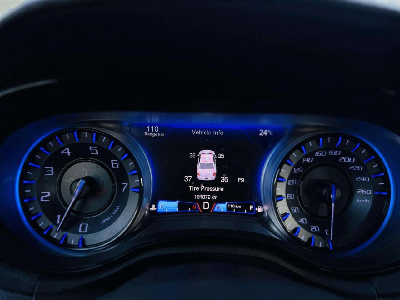 2015 Chrysler 300 S Photo