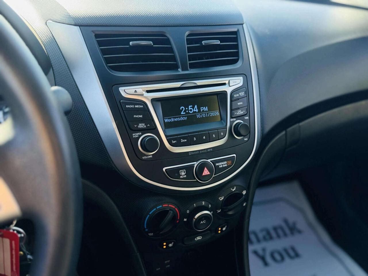 2017 Hyundai Accent Automatic GL Photo