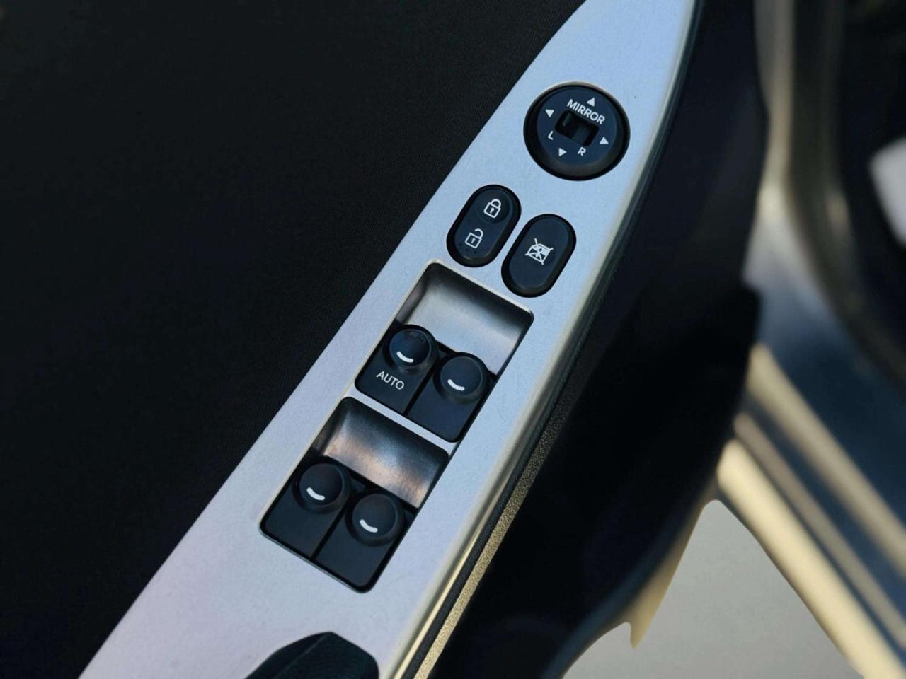 2017 Hyundai Accent Automatic GL Photo