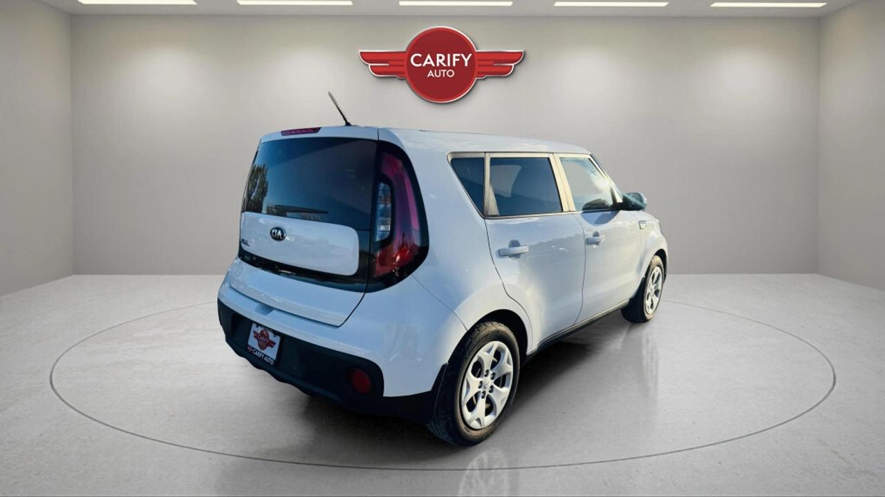 2017 Kia Soul AUTOMATIC LX Photo