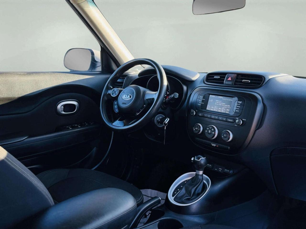 2017 Kia Soul AUTOMATIC LX Photo