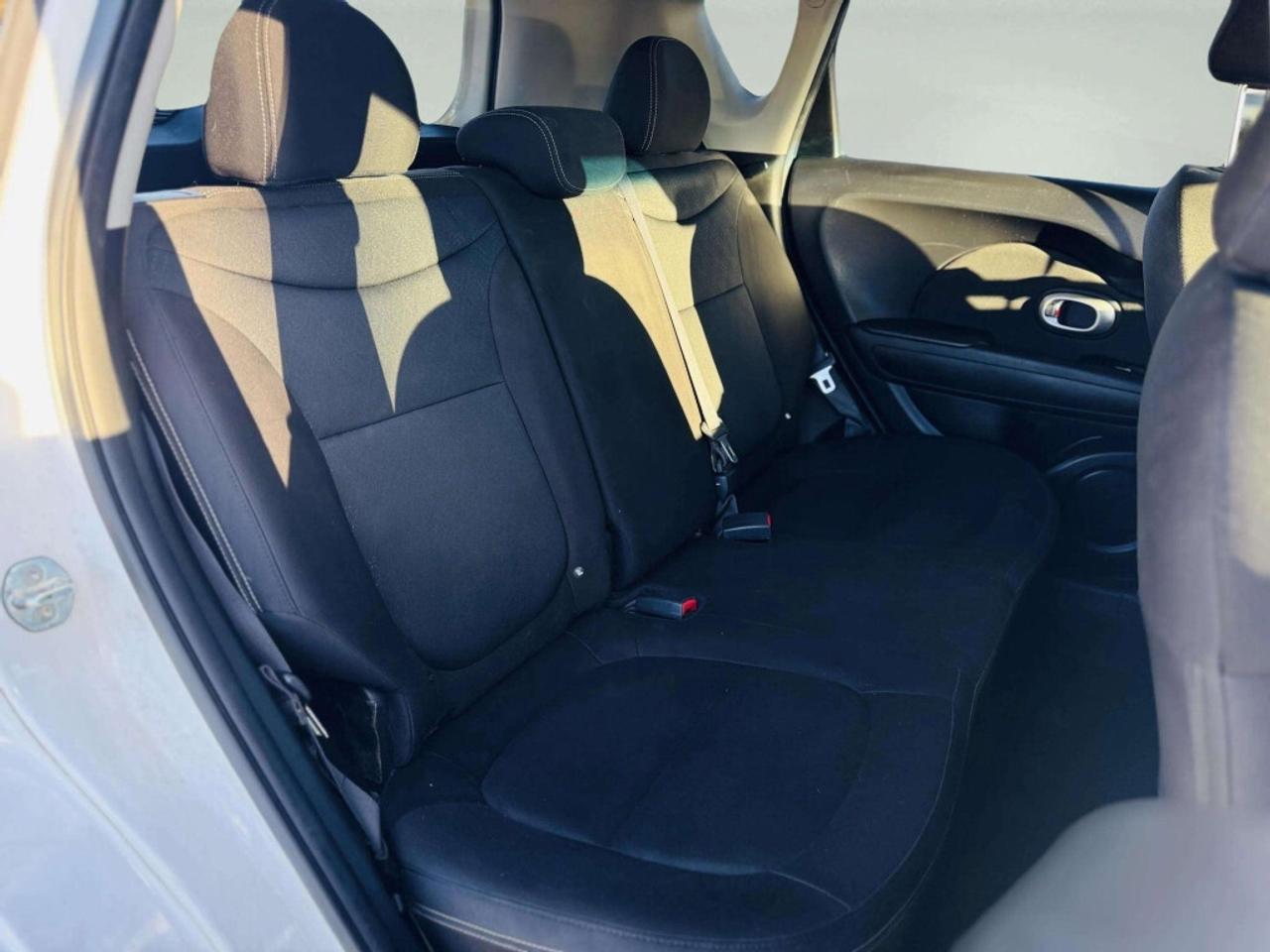 2017 Kia Soul AUTOMATIC LX Photo