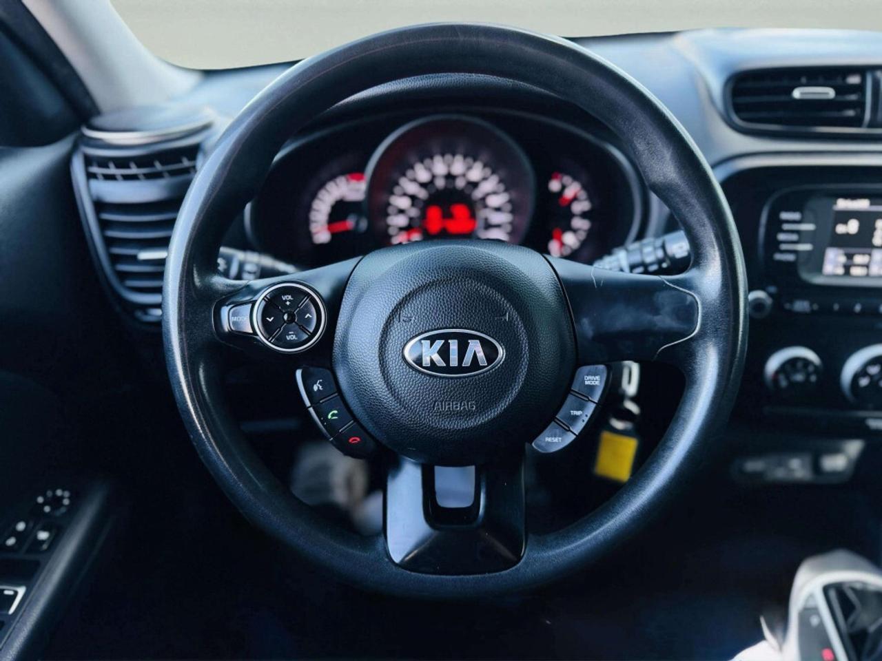 2017 Kia Soul AUTOMATIC LX Photo
