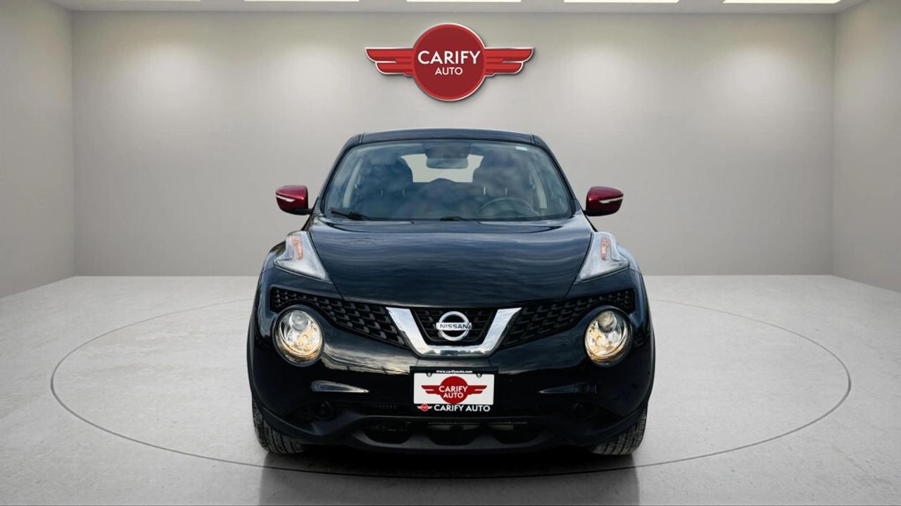 2016 Nissan Juke SV 4dr Front-wheel Drive CVT Photo